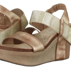 OTBT Gold Bushnell Leather Platform Wedges
